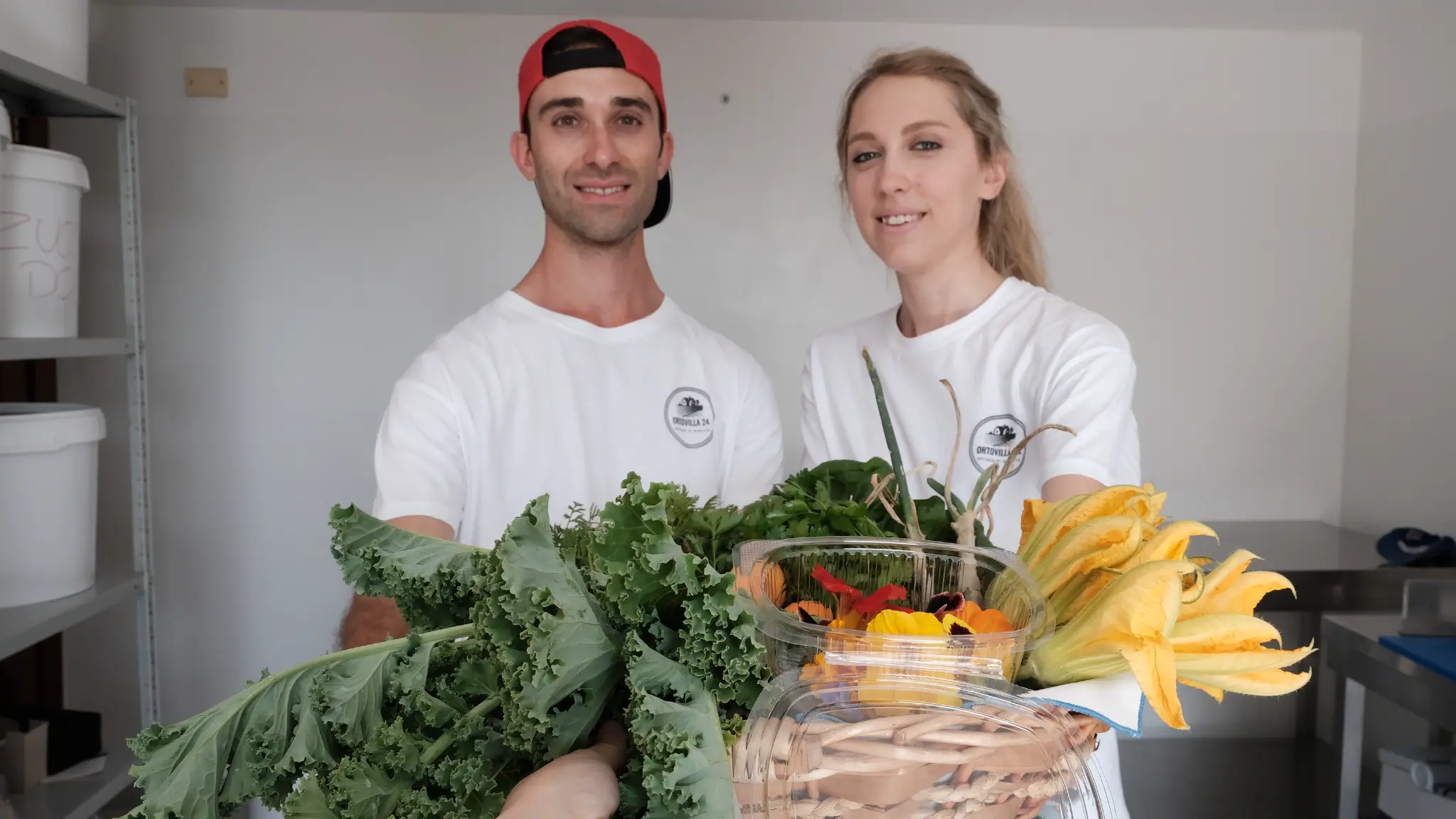 Sara e Maurizio, fondatori dell'azienda agricola Ortovilla24 a Quiliano